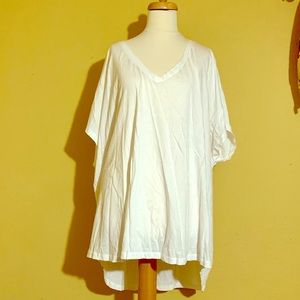 NWT Lane Bryant V-Neck T-Shirt Size 26 28